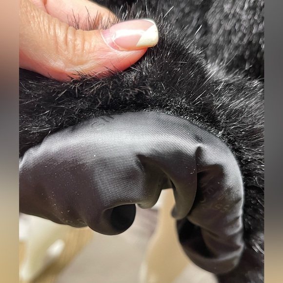 DENNIS BASSO BOUTIQUE FAUX FUR NWOT COAT HIDDEN SNAP CLAPS SIDE POCKETS & MORE - Picture 15 of 17